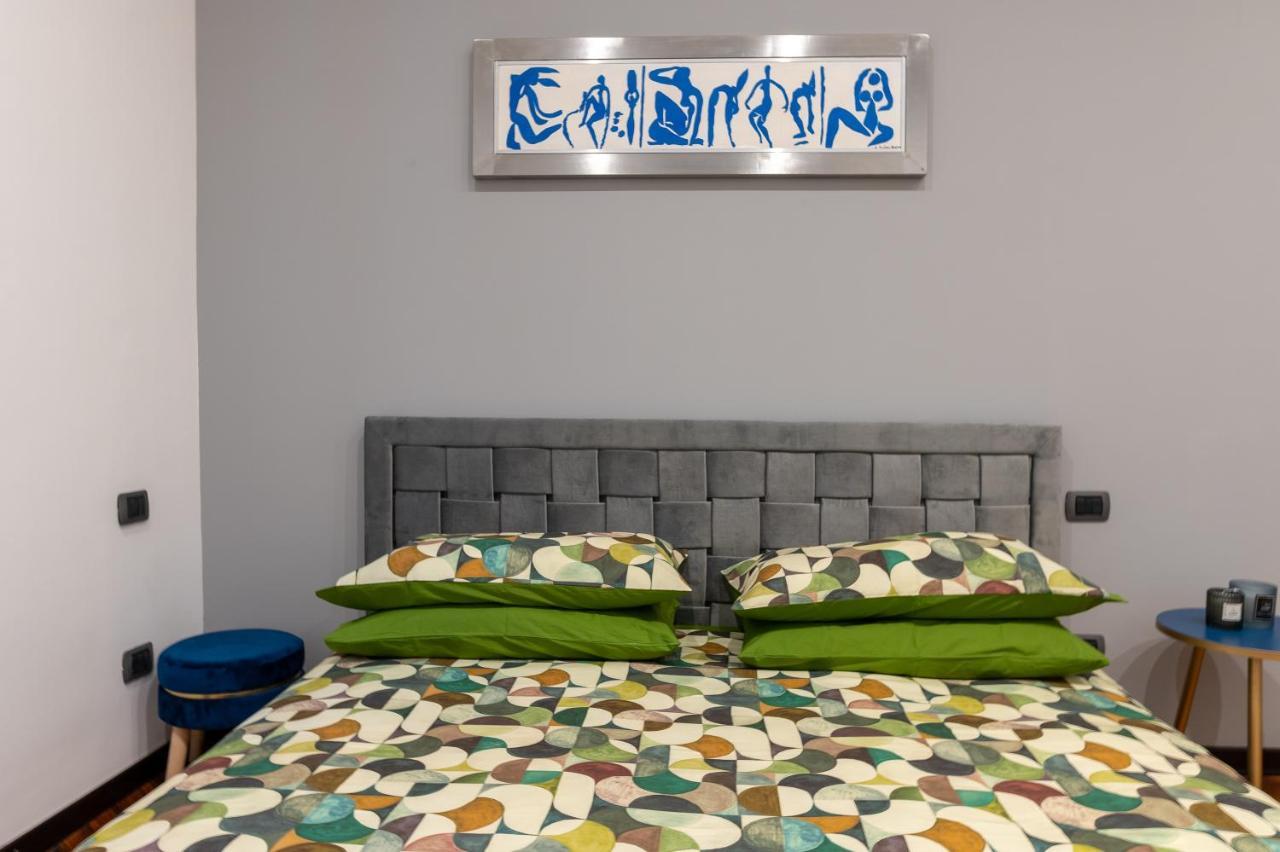 Roomito Apartments Неаполь Экстерьер фото