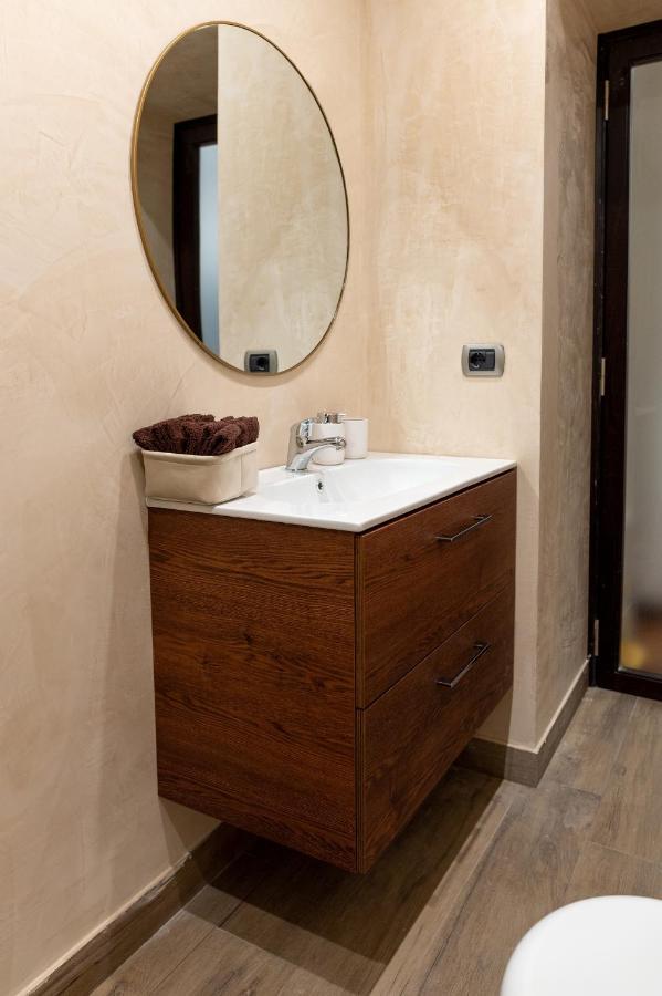 Roomito Apartments Неаполь Экстерьер фото